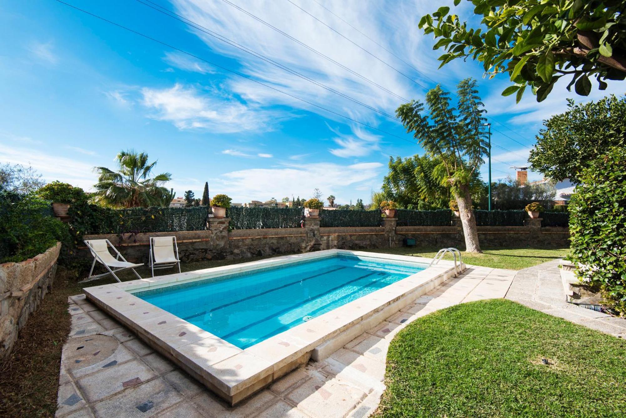 מאלגה Queen Of The Ocean Villa: Stately Style House With Pool מראה חיצוני תמונה