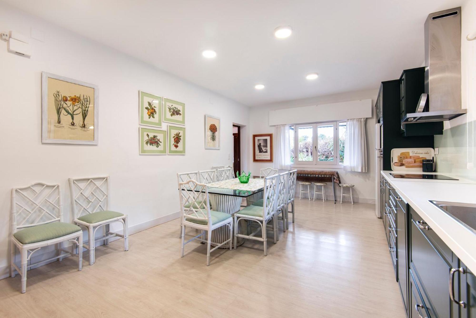 מאלגה Queen Of The Ocean Villa: Stately Style House With Pool מראה חיצוני תמונה