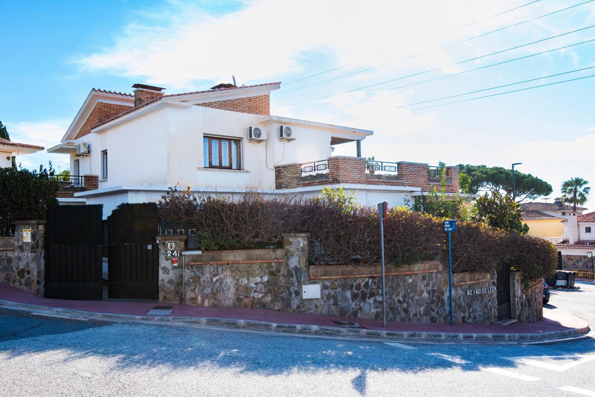 מאלגה Queen Of The Ocean Villa: Stately Style House With Pool מראה חיצוני תמונה